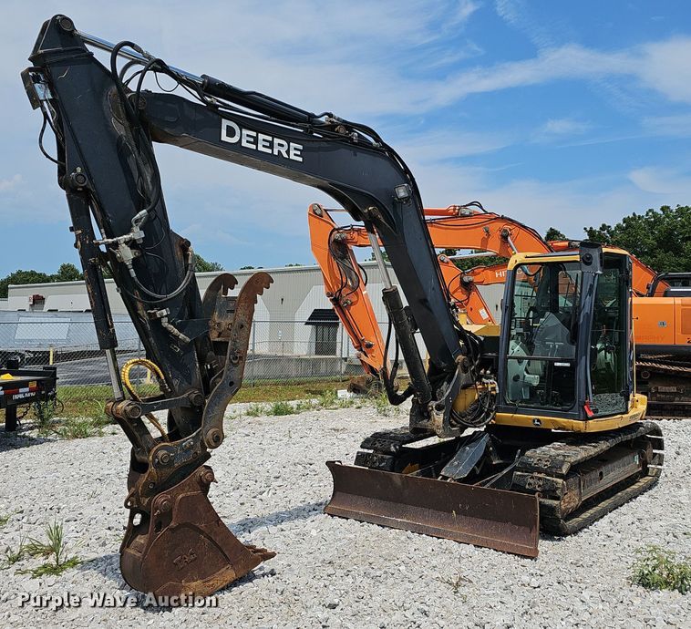 2014 John Deere  85G mini excavator - EJ5797