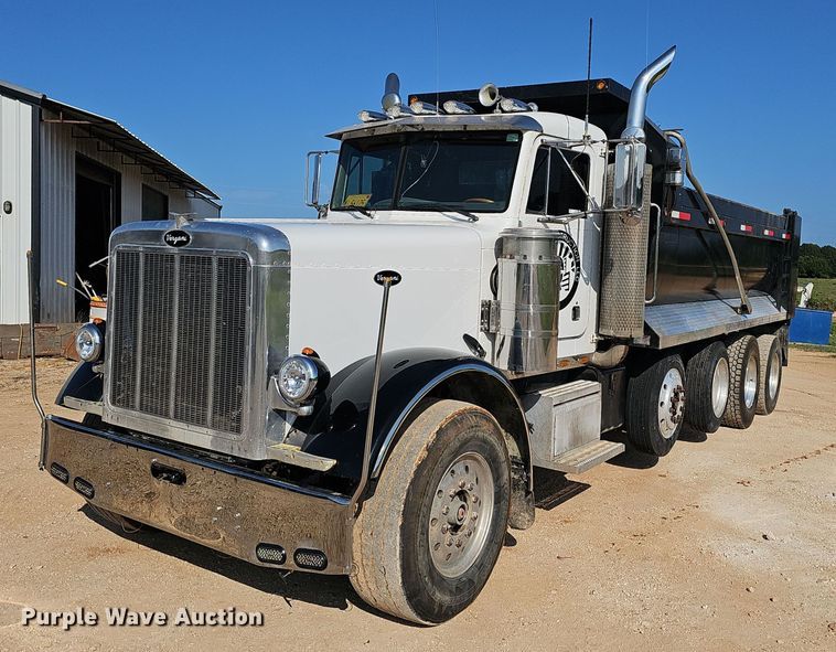1990 Peterbilt  377 dump truck - EJ5802