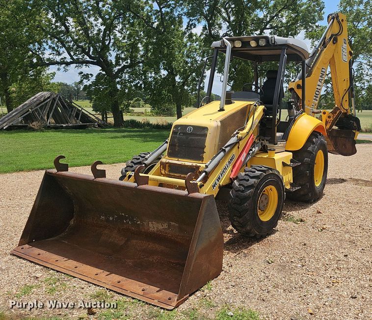 2007 New Holland  B110 backhoe - EJ5808
