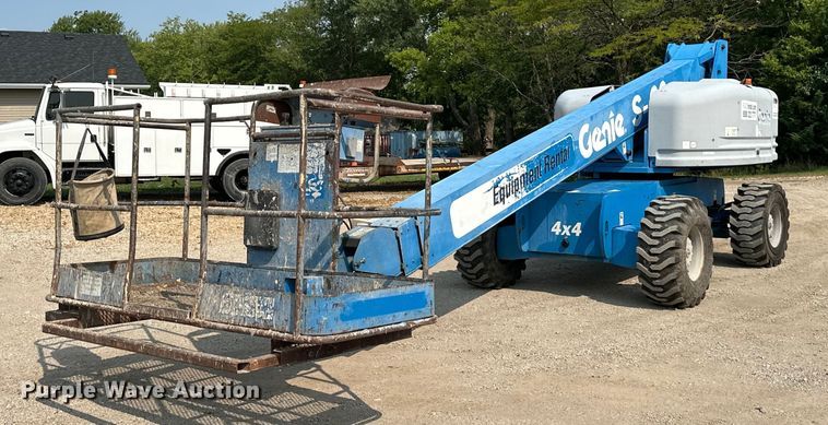 2000 Genie  S60 boom lift - EJ6384