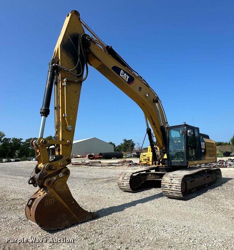 2017 Caterpillar 336F excavator - EJ6390