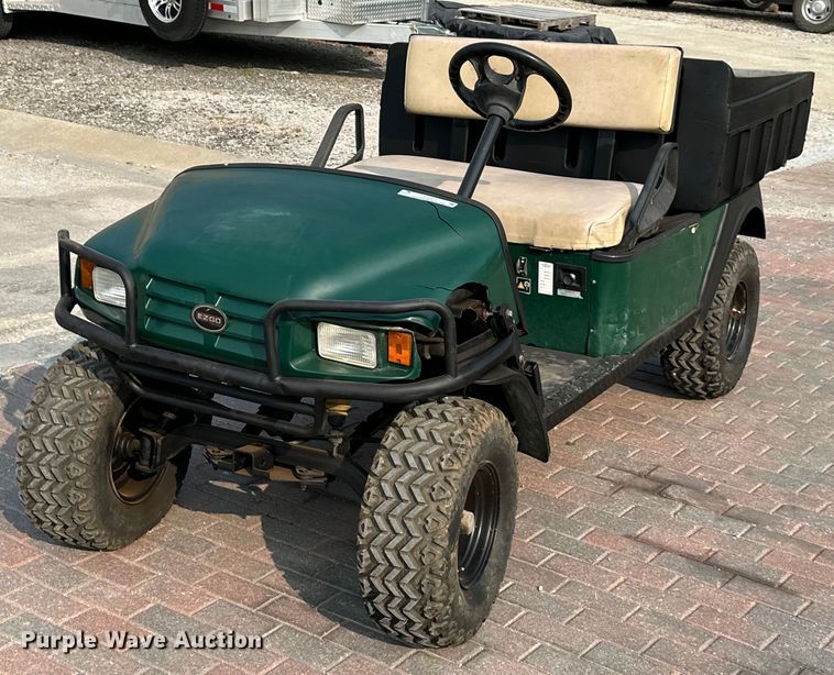 Club Car ST350 utility vehicle - EJ6937