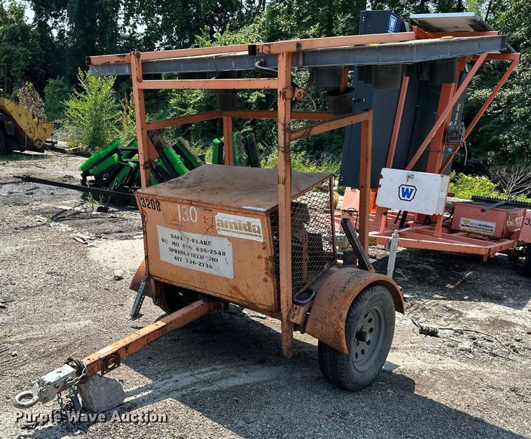 Amida arrow board trailer - EJ7058