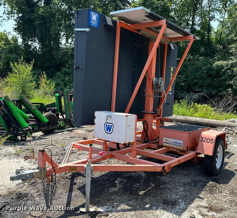 Wanco  message board trailer - EJ7059
