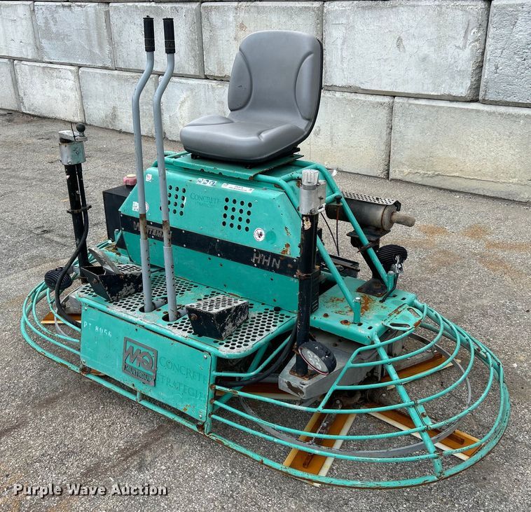 2017 Whiteman HHNG5 power trowel - EK4978