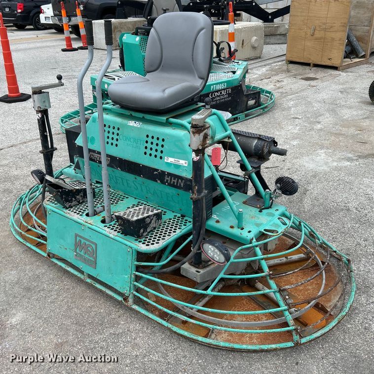2017 Whiteman HHNG5 power trowel - EK4984