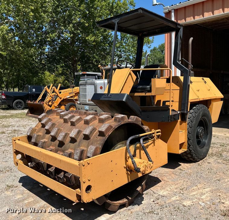 1989 Dresser PD66A single drum vibratory roller - NQ9706