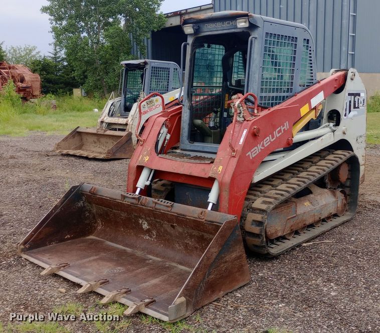 2013 Takeuchi TL10 tracked skid steer loader - NY9328