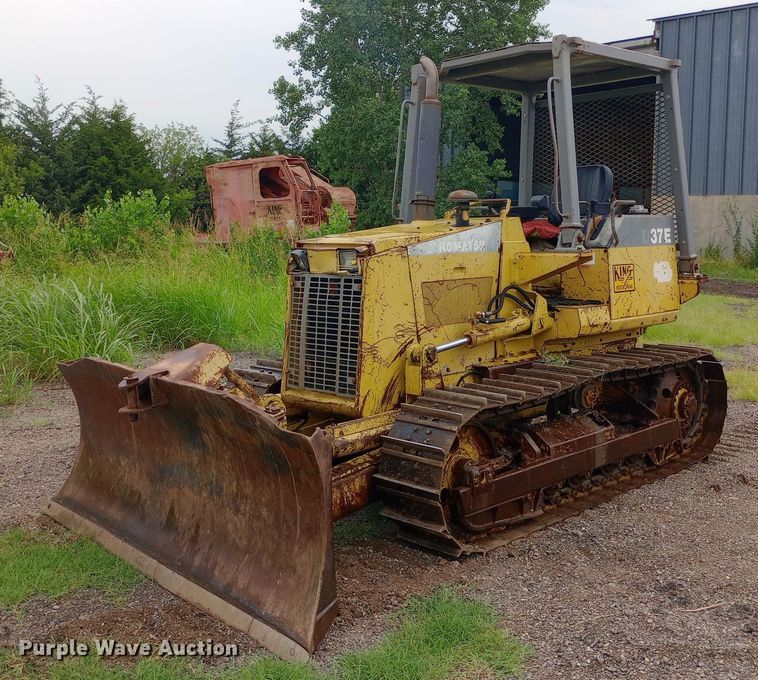 1995 Komatsu D37E-5 dozer - NY9332