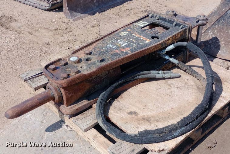 Caterpillar H90C breaker - NY9348