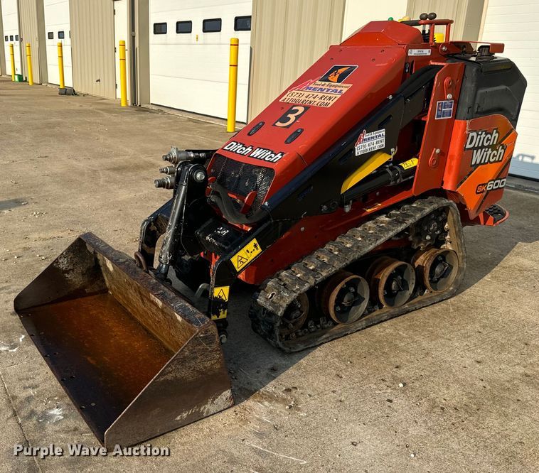 2022 Ditch Witch  SK600 compact utility loader - OF9785