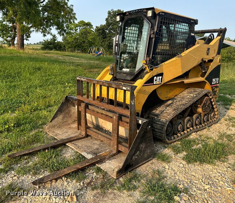 2004 Caterpillar  257B tracked skid steer loader - OF9888