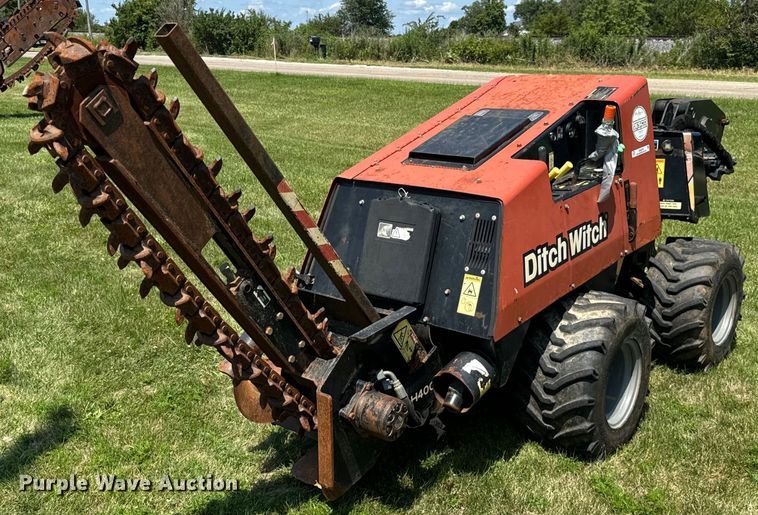 2015 Ditch Witch  410SX trencher - OG9578