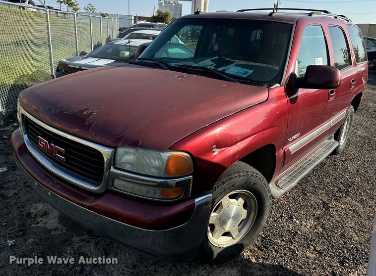 2003 GMC Yukon SUV - DQ6916