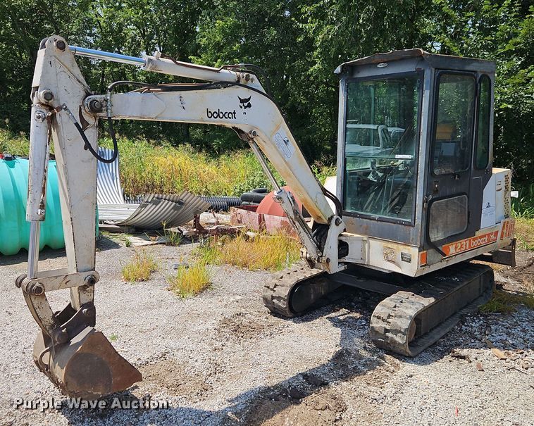 1993 Bobcat X231 mini excavator - EI8192