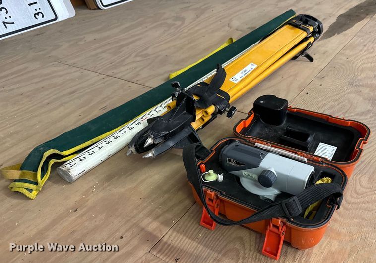 Surveying equipment  - LF9881