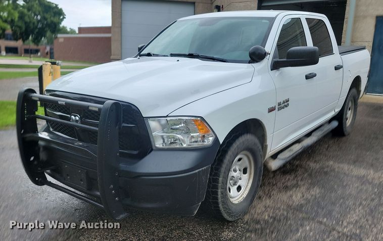 2018 Dodge Ram 1500 Crew Cab pickup truck - OD9574