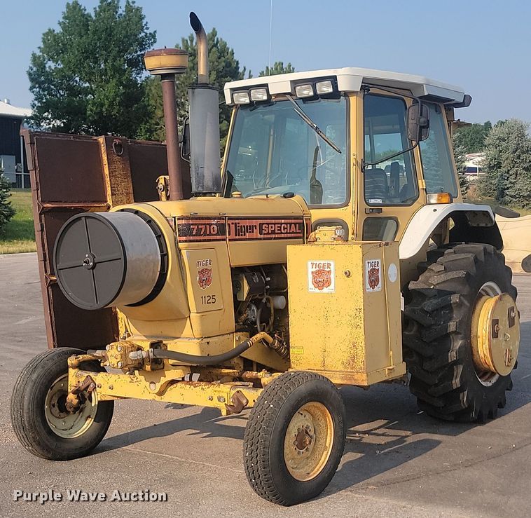 1991 Ford 7710 tractor - OD9660