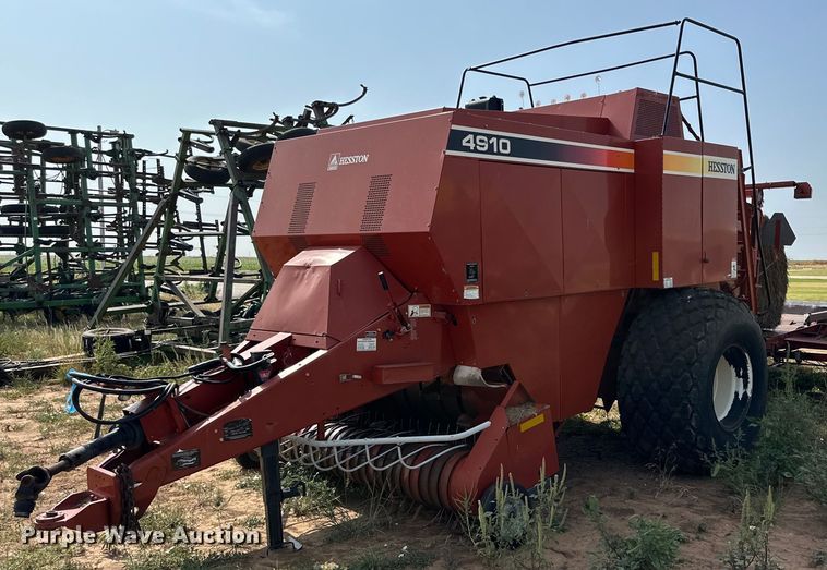 Hesston 4910 large square baler - DK6722