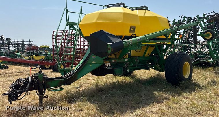 John Deere 730 air seeder - DK6725