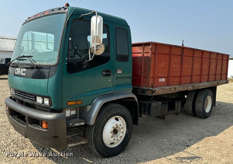 1999 GMC  T6500 grain truck - DQ6908