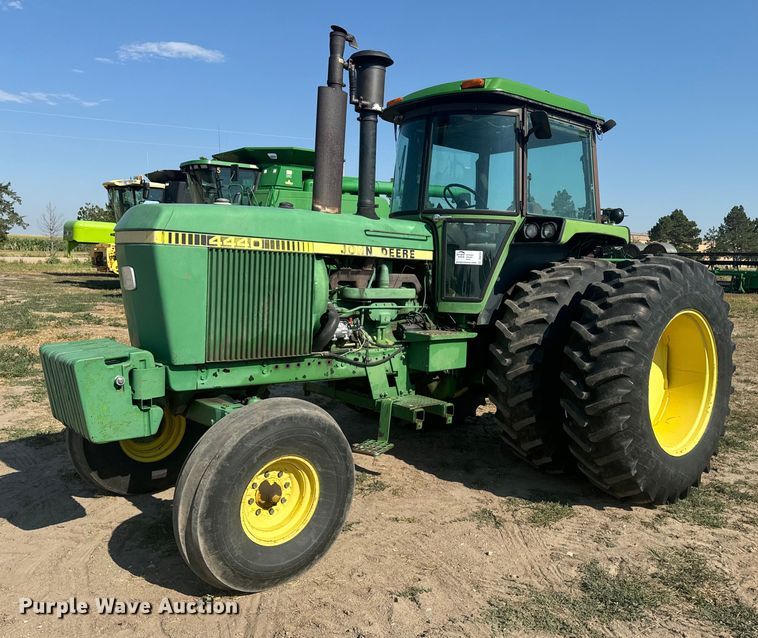 1979 John Deere 4440 tractor - DQ6944