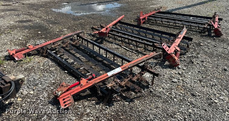 (3) spike tooth harrow sections - DV5831
