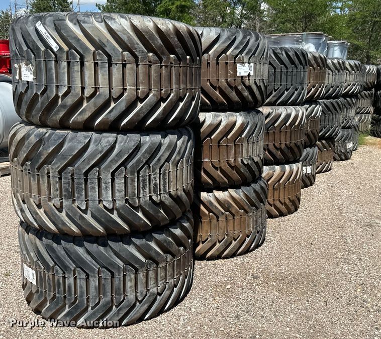 (57) Alliance Floatation 328 500/45-22.5 tires - MU9881