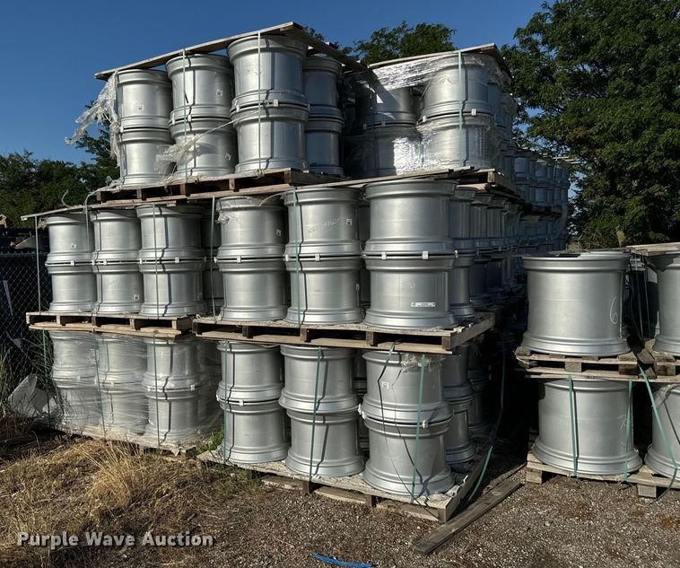 Approximately 280 Jantsa 22.5xAG1600H2 wheels - MU9895