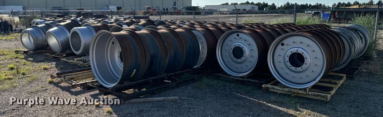 Approximately 106 Titan 38xWH18 combine wheels - MU9896