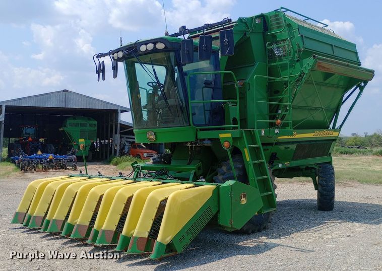 2005 John Deere 7460 cotton stripper - NY9382