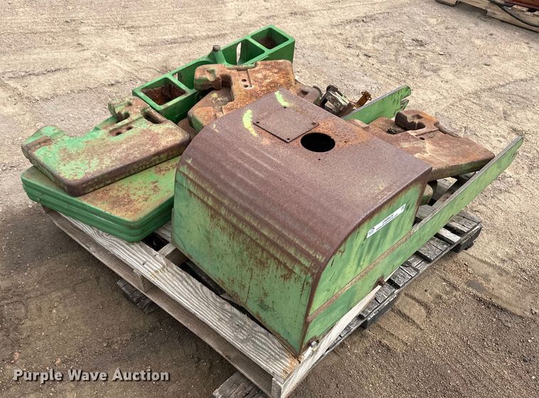 John Deere tractor weights - OM9626