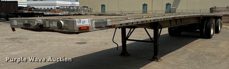 1994 East  flatbed trailer - DV5788