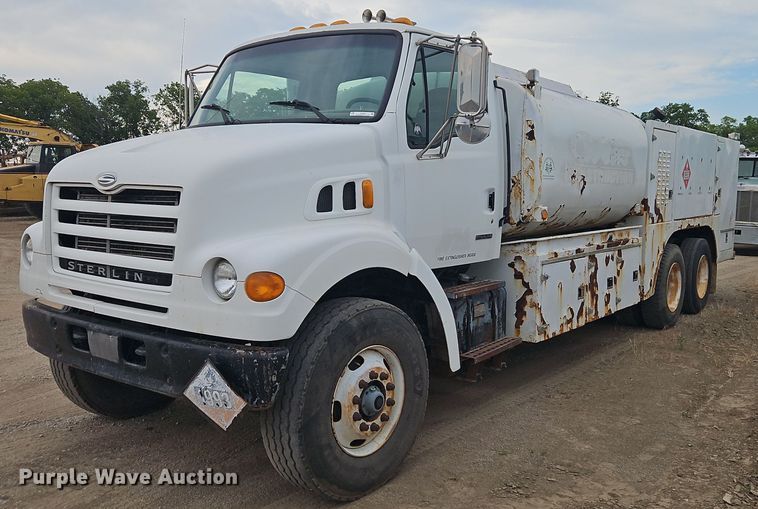 2001 Sterling  Acterra  fuel / lube truck - EI3993