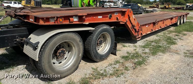 1982 Load King  403LF oilfield trailer - EJ4482