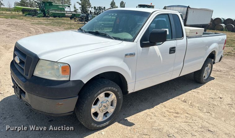 2007 Ford  F150 XL pickup truck - DQ6922