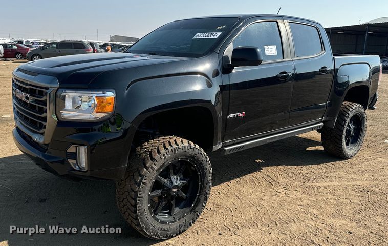 2022 GMC  Canyon Crew Cab pickup truck - DQ6947