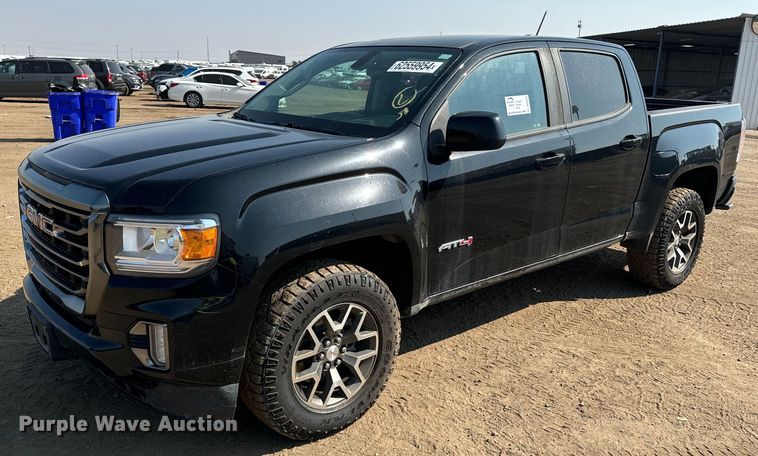 2022 GMC Canyon Crew Cab pickup truck - DQ6949