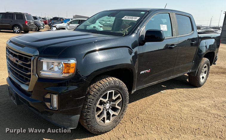 2022 GMC Canyon Crew Cab pickup truck - DQ6951