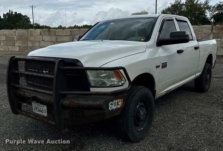 2012 Dodge  Ram 2500HD  Crew Cab pickup truck - DV5850