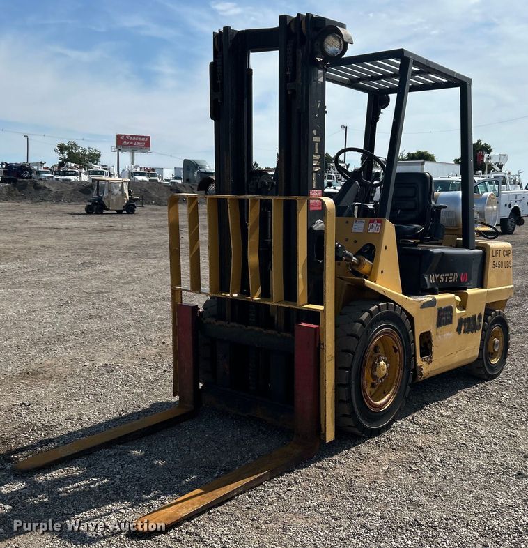 1991 Hyster H60XL forklift - EG0891