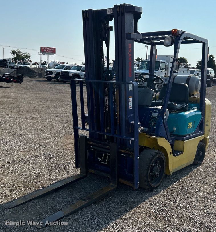 1999 Komatsu  FG25STLP-12 forklift - EG0911