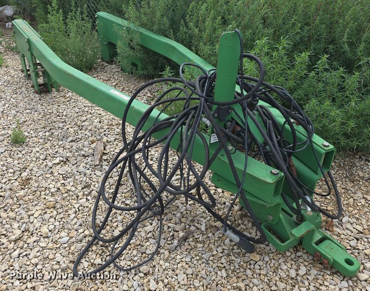 John Deere sprayer hitch assembly - EK6317