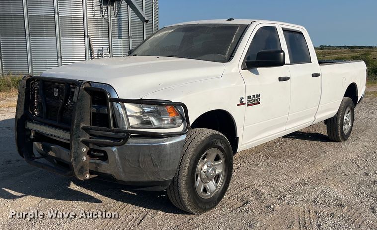 2015 Ram 2500HD Crew Cab pickup truck - EK8863