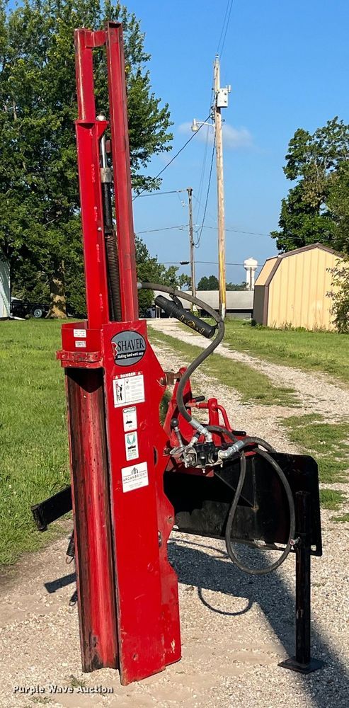Shaver HD-10 skid steer post driver - EK8893