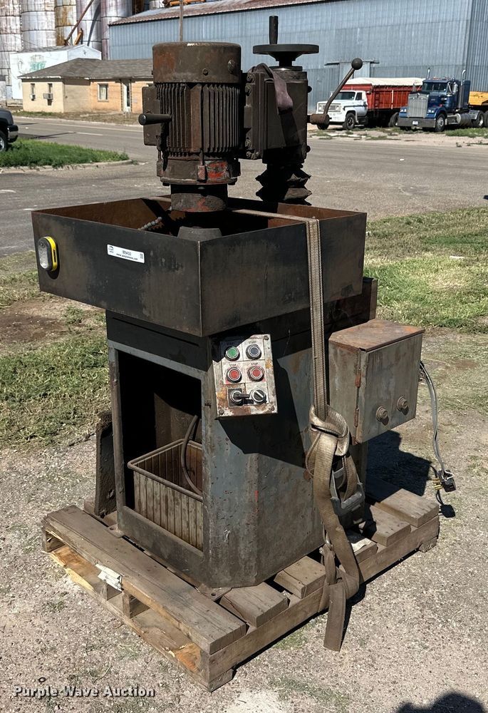 Grinder  - IB9450