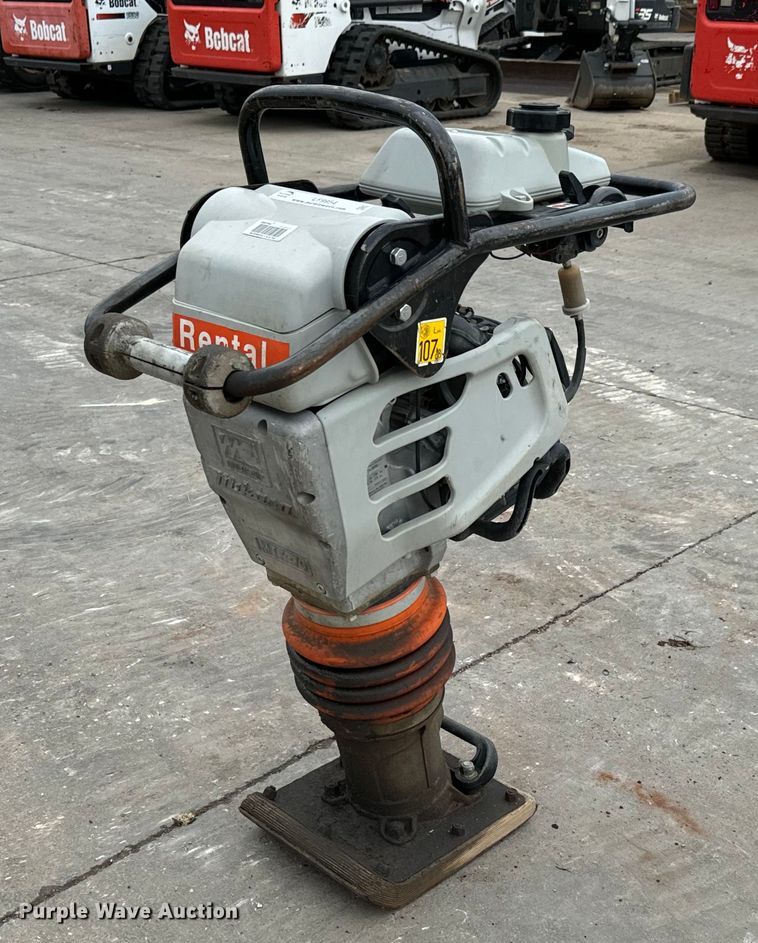 Mikasa MTX-70 plate compactor - LF9954