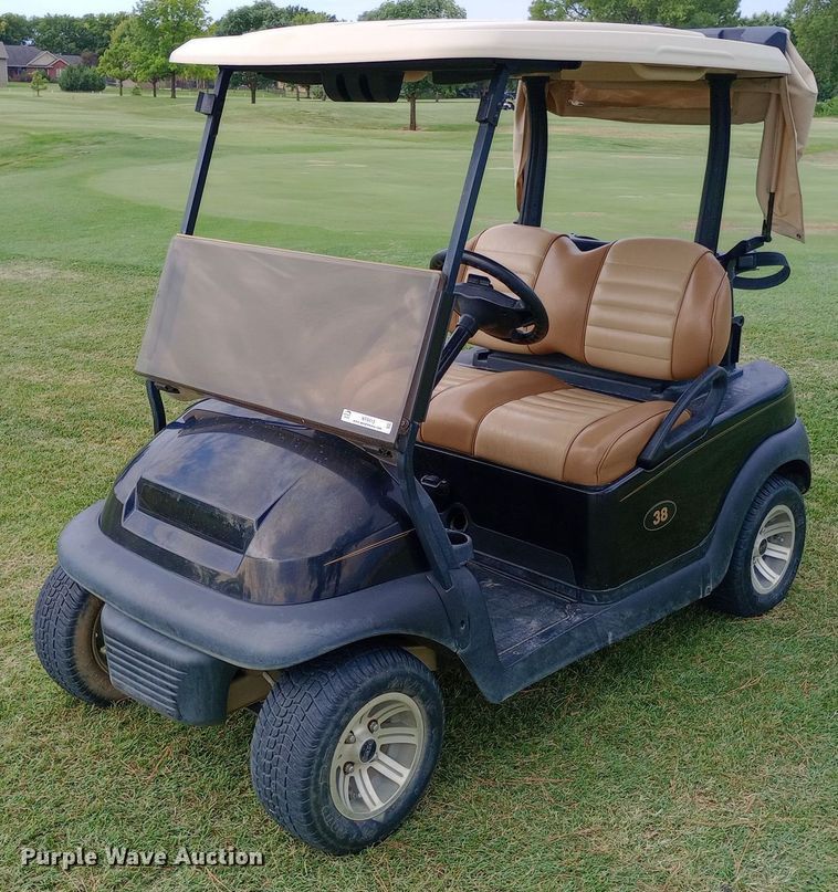 2017 Club Car Precedent golf cart - NY9415
