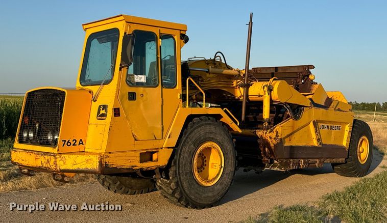 1984 John Deere 762A elevating scraper - DQ6946