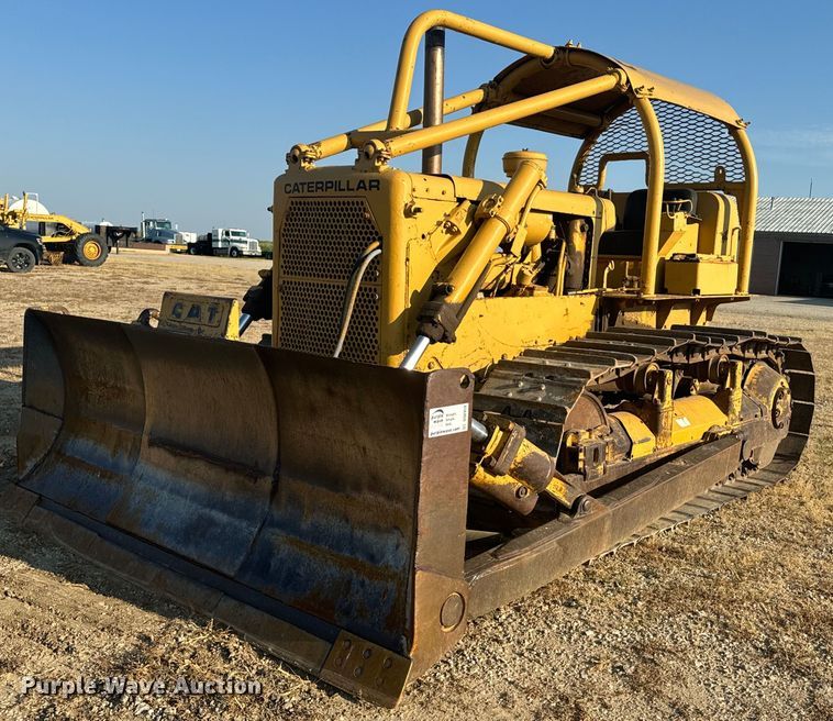 1964 Caterpillar D6C dozer - DQ6959